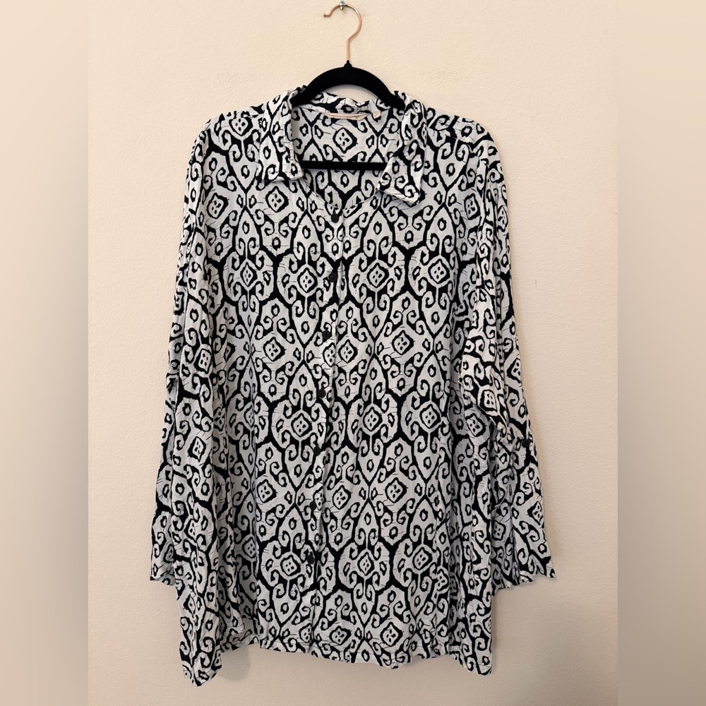 Soft Surroundings Black & White Batik Print Tunic Button Down Blouse Sz 3X